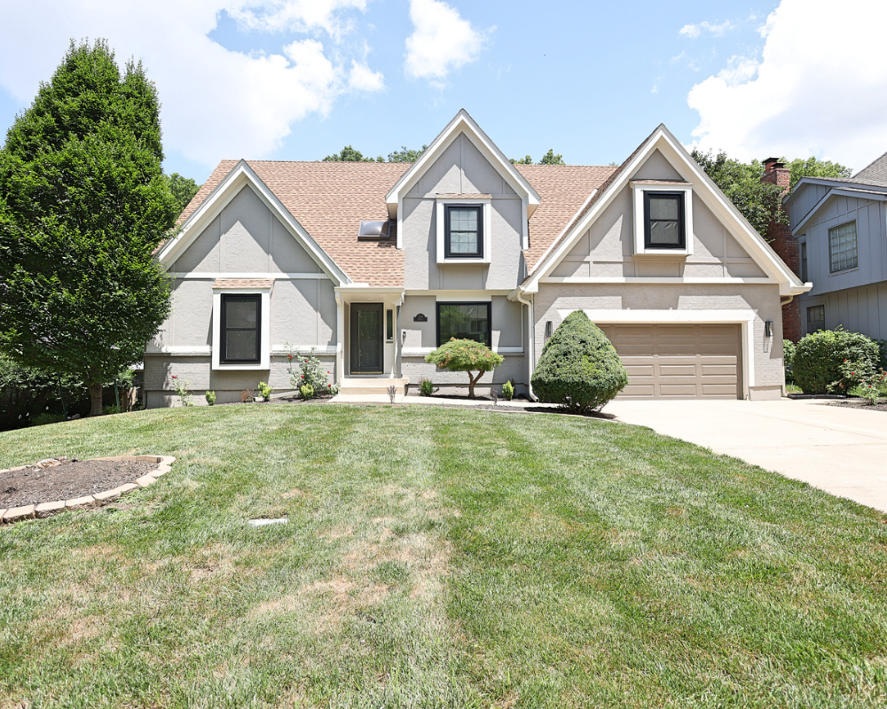 Hemlock St | Windows