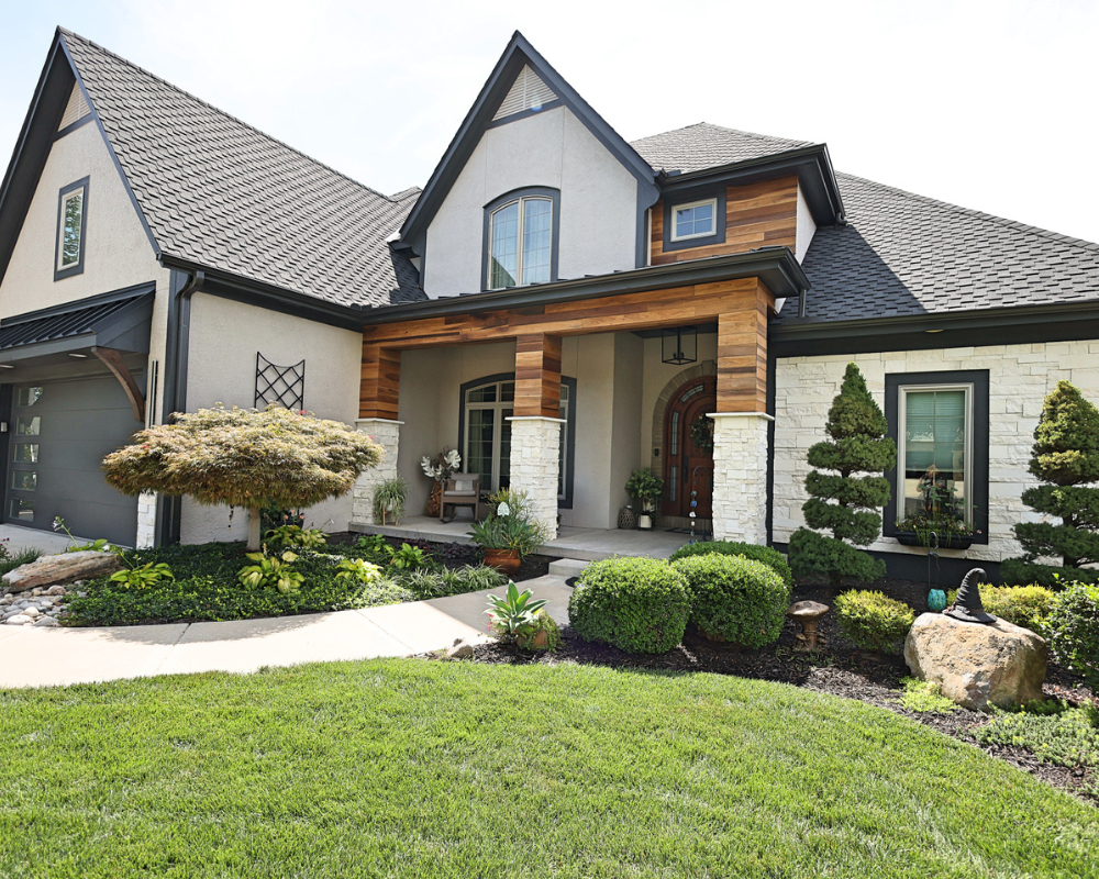 S Carbondale St. | Siding