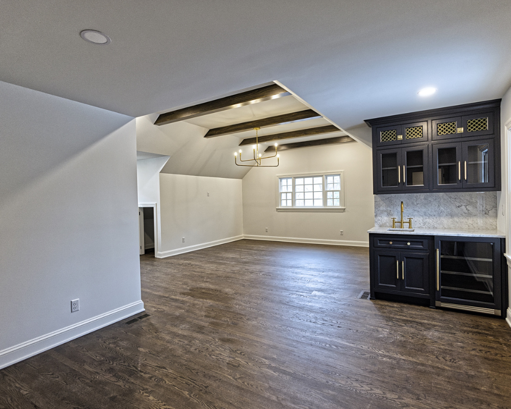 W 55th Street | Full Home